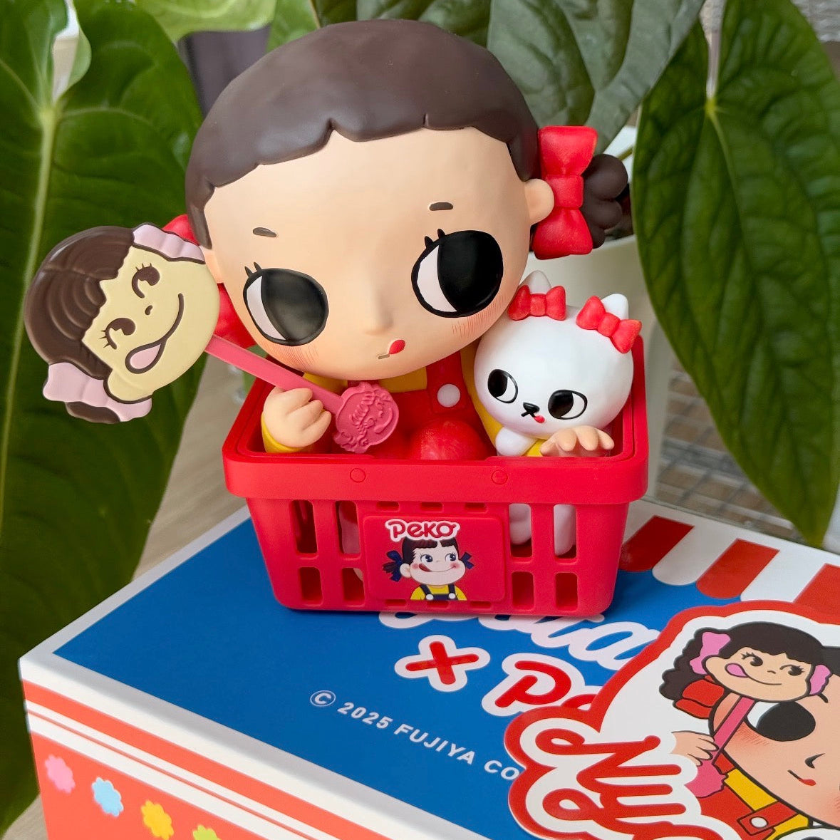 pekabooo様 POP MART Nyota × Peko Series Vinyl Figure