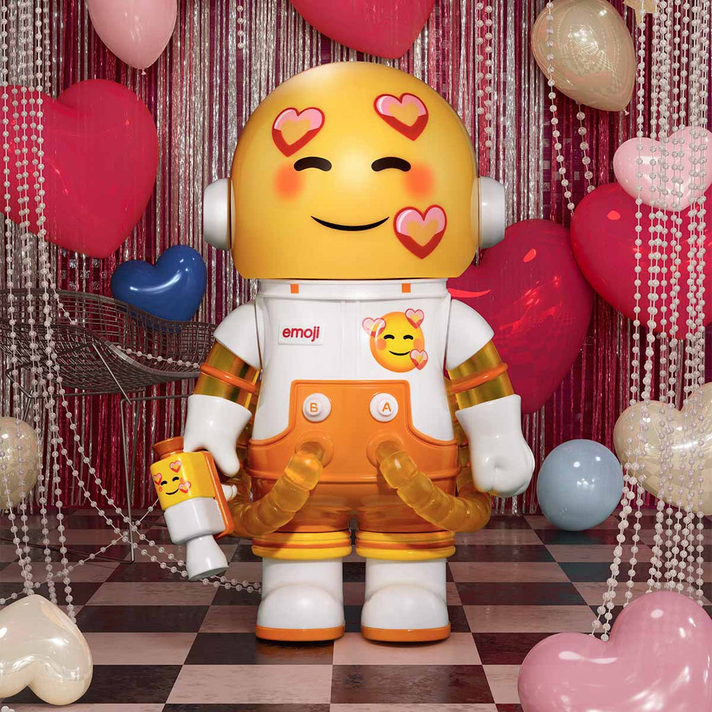 MEGA SPACE MOLLY 100% × emoji™ Series.