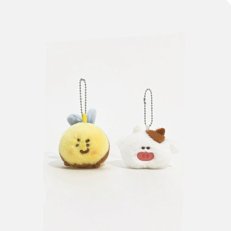 Good Persimmon Peanut Series Magnetic Bag Pendant Plush Toy.