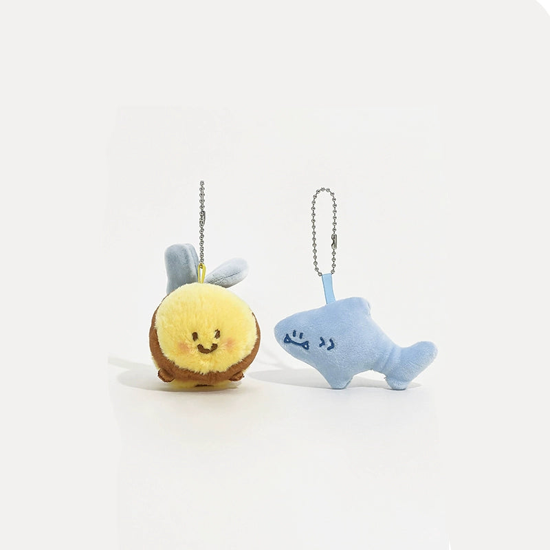 Good Persimmon Peanut Series Magnetic Bag Pendant Plush Toy.