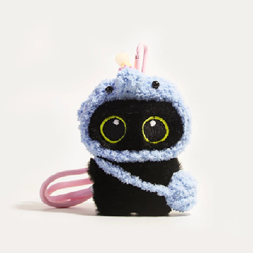 Big-eyed black cat plush keychain perfect for adding charm to bags and accessories
