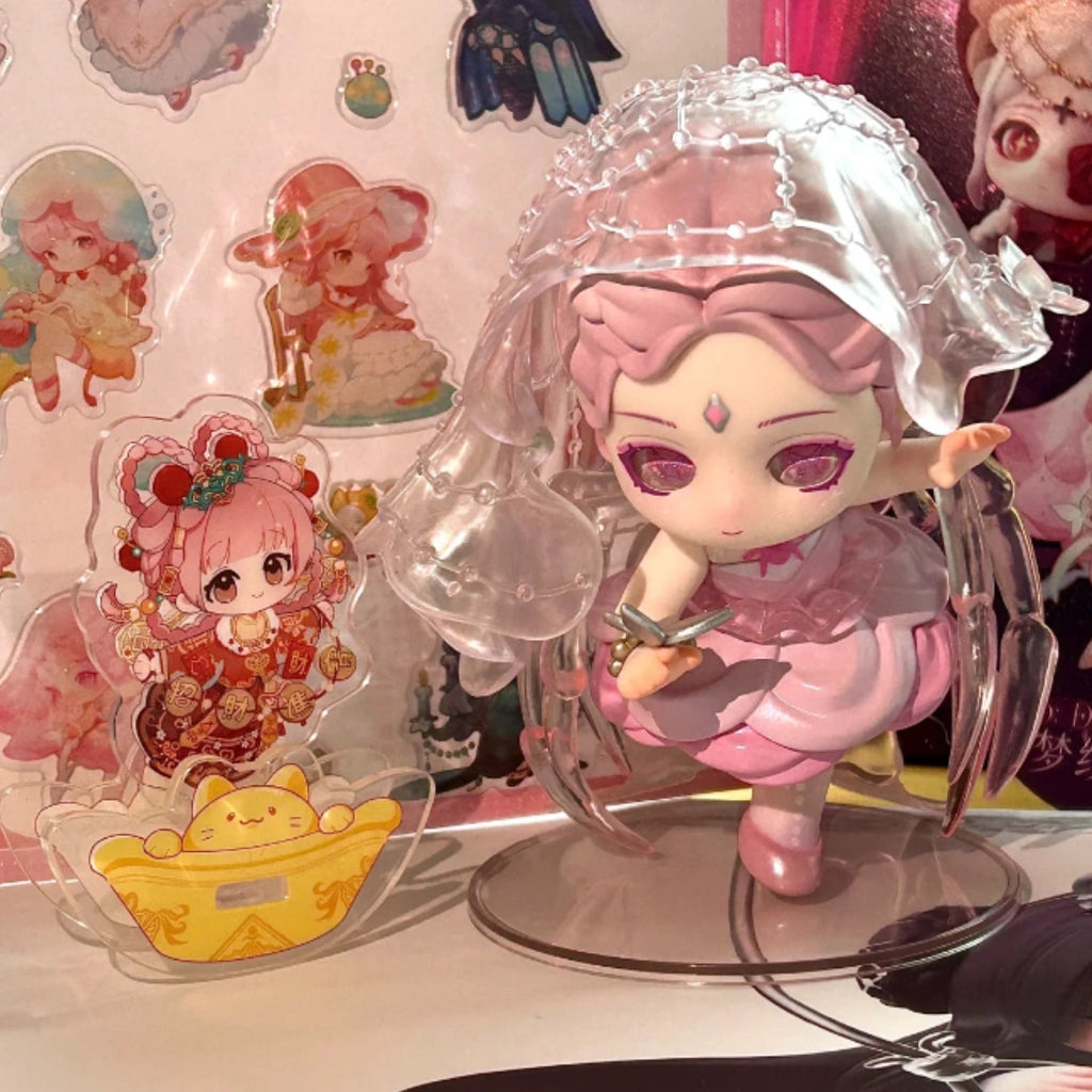 Dear Nikki Intro: Dreamweaver Series Figure Blind box.