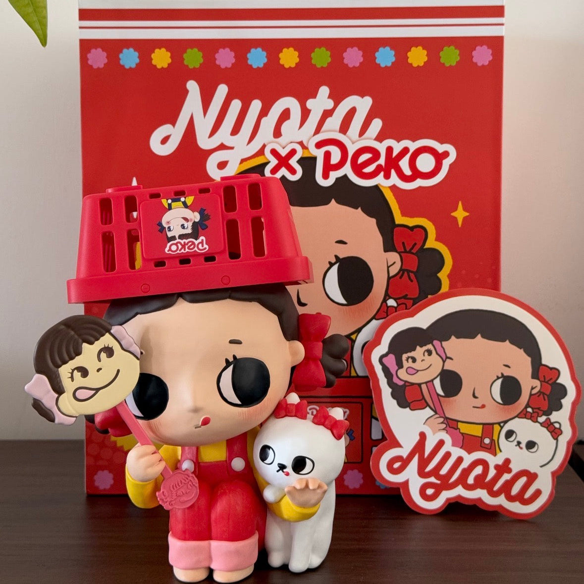 POP MART Nyota × Peko Series Vinyl Figure