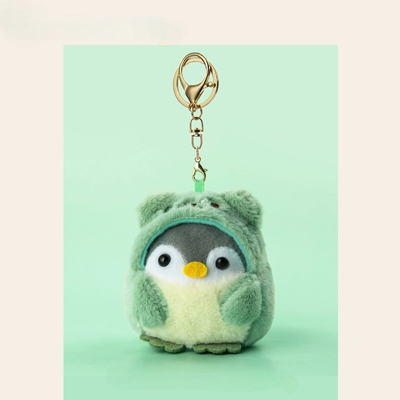 Adorable Plush Penguin Keychain – Cute Backpack Pendant.