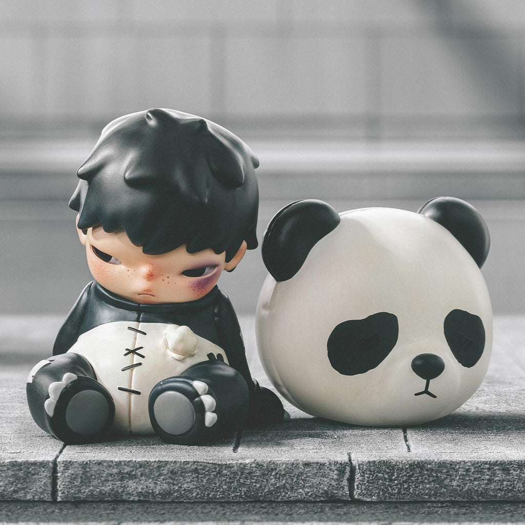 POP MART Hirono Doll Panda 100% Figurine.