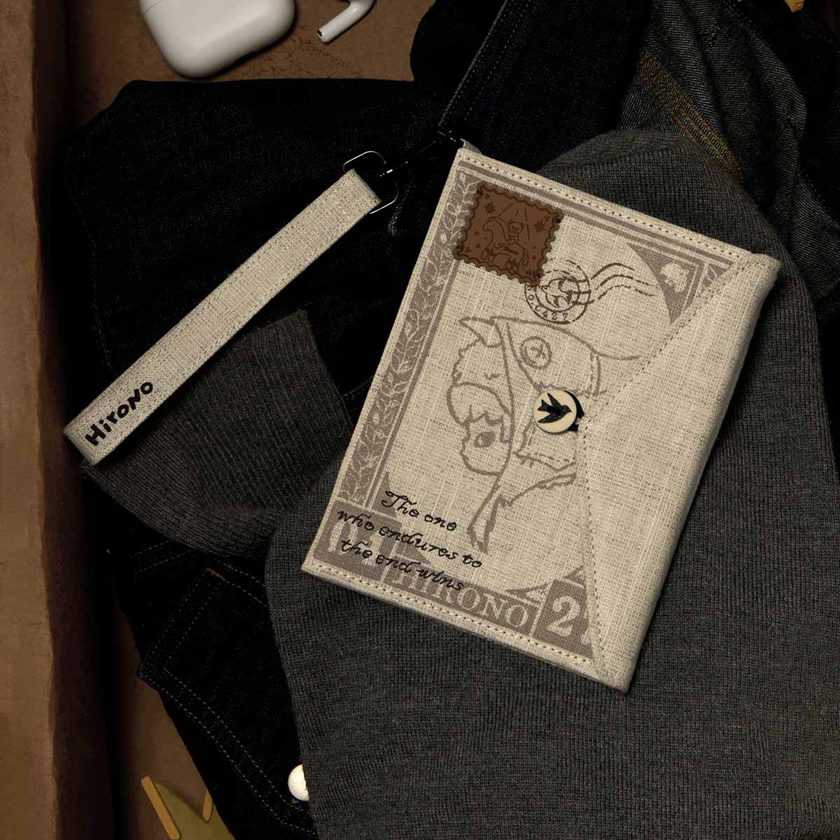 Hirono Mist-Walker Series - Fabric Passport Holder – Miaorizon