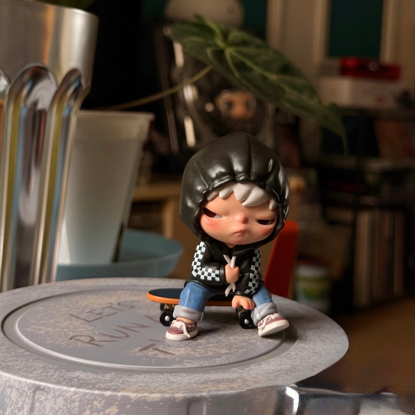 Hirono x Vans Figure 2024 Limited Edition – Miaorizon