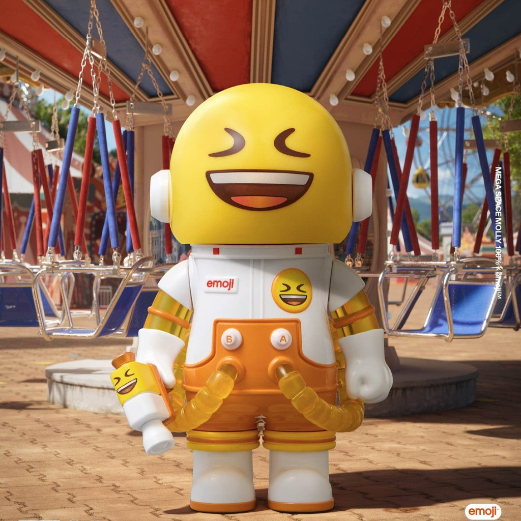 MEGA SPACE MOLLY 100% × emoji™ Series.