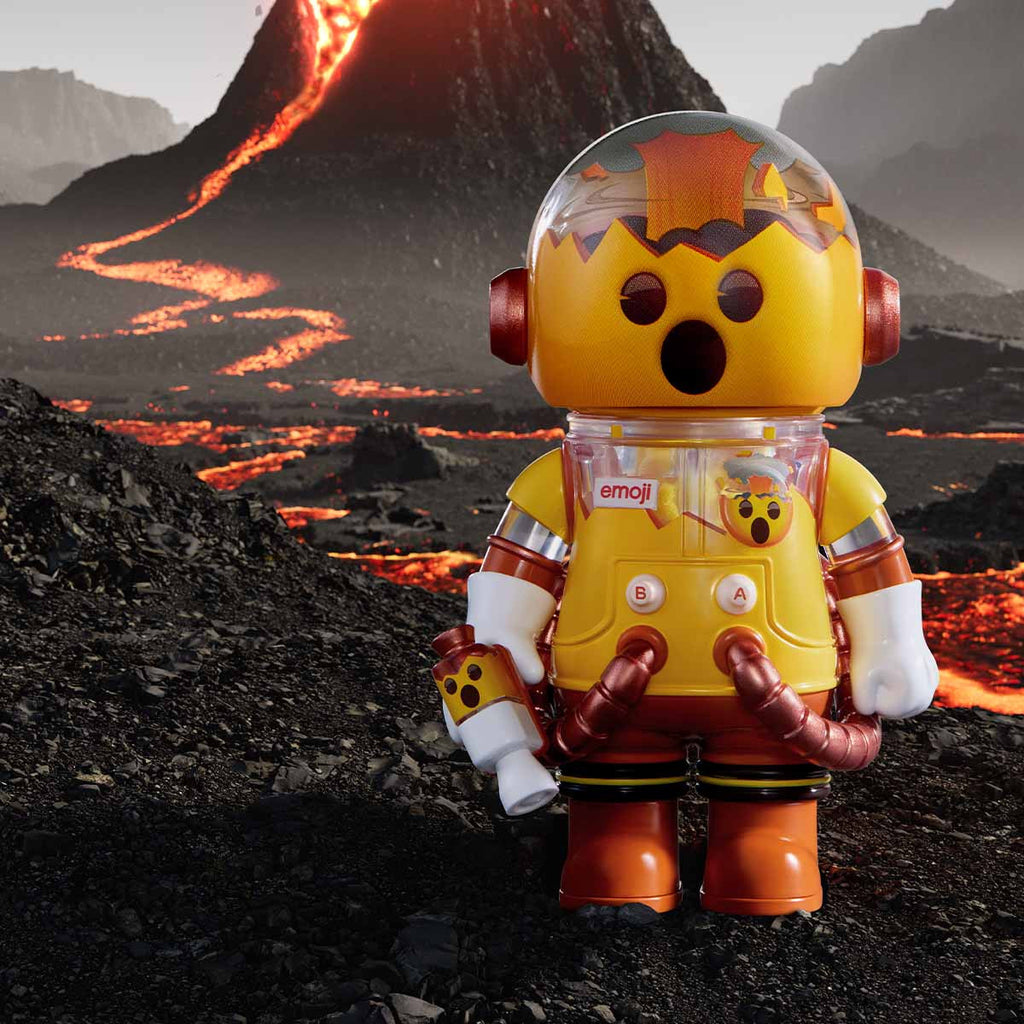 MEGA SPACE MOLLY 100% × emoji™ Series.