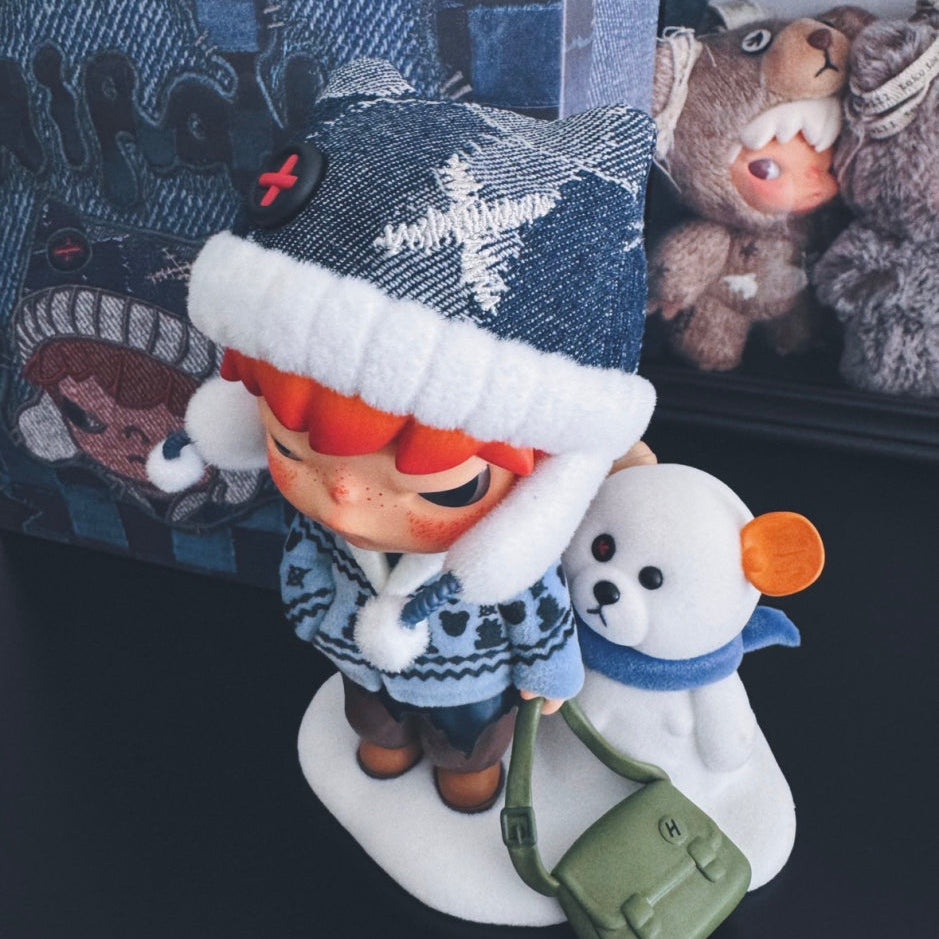 POP MART Hirono Before the Snow Melts Series Figure Hanging Card