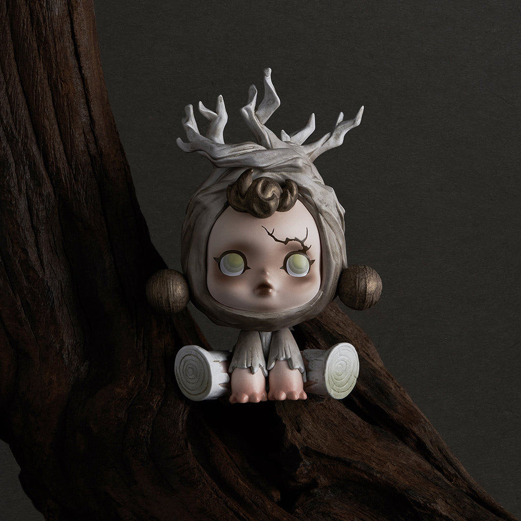 POP MART SKULLPANDA The Ink Plum Blossom Series Blind Box.
