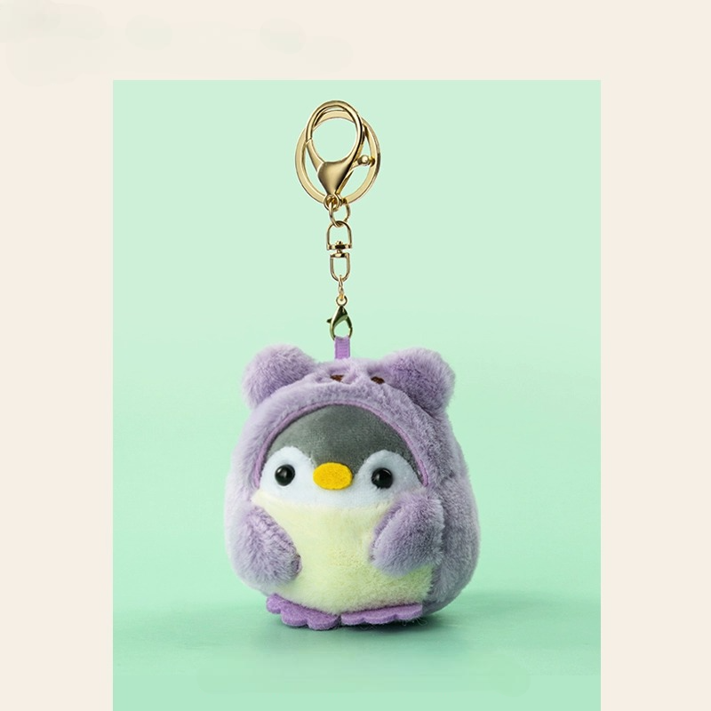 Adorable Plush Penguin Keychain – Cute Backpack Pendant.